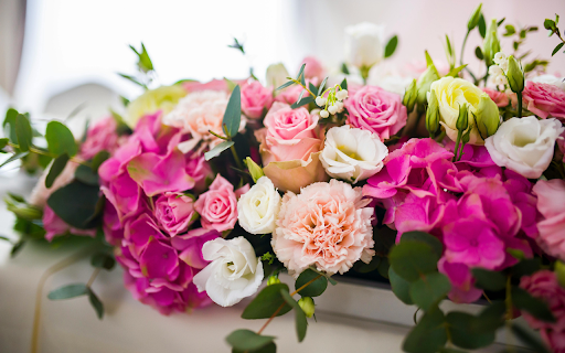 Bouquet of fresh flowers in white vessel from Chrome web store to be run with OffiDocs Chromium online Bouquet of fresh flowers in white vessel from Chrome web store to be run with OffiDocs Chromium online