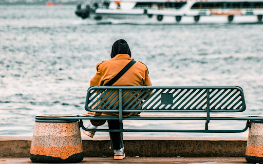 Man on the harbor from Chrome web store to be run with OffiDocs Chromium online Man on the harbor from Chrome web store to be run with OffiDocs Chromium online