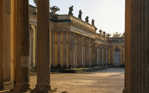 The sun shines through the columns of a building from Chrome web store to be run with OffiDocs Chromium online The sun shines through the columns of a building from Chrome web store to be run with OffiDocs Chromium online