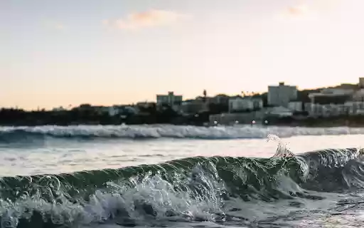 Waves roll onto the shore from Chrome web store to be run with OffiDocs Chromium online Waves roll onto the shore from Chrome web store to be run with OffiDocs Chromium online